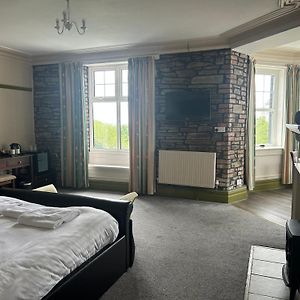Broadway Country House